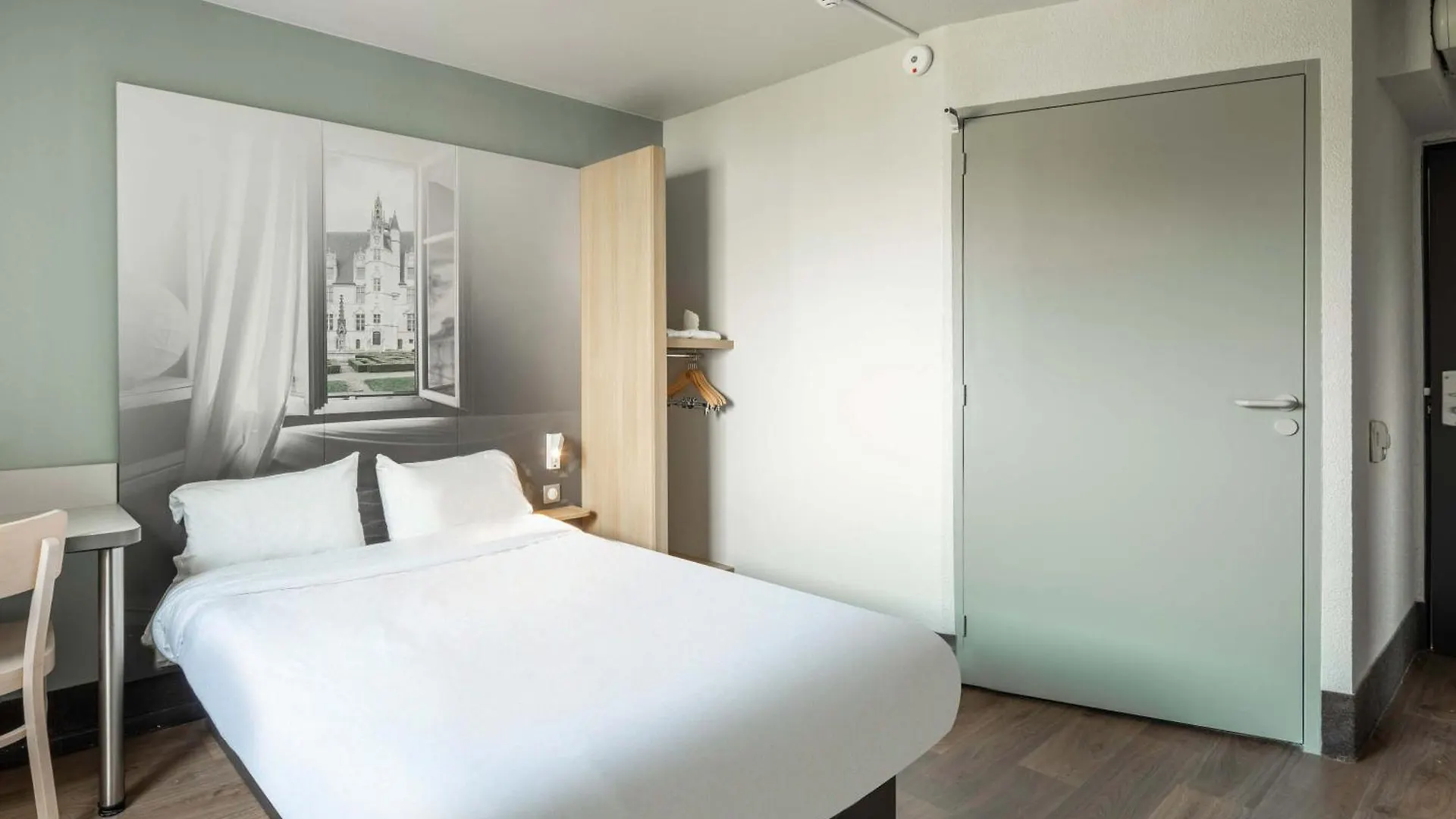 B&B Hotel Beauvais 2*, Allonne (Oise) France