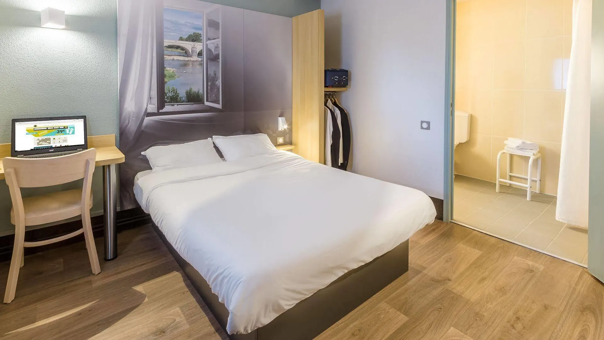 B&B Hotel Beauvais France